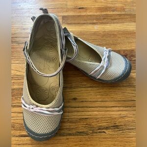 Jambu Women's Adult Mystic Mary Jane Casual Shoes.  Light brown & Pink size 8